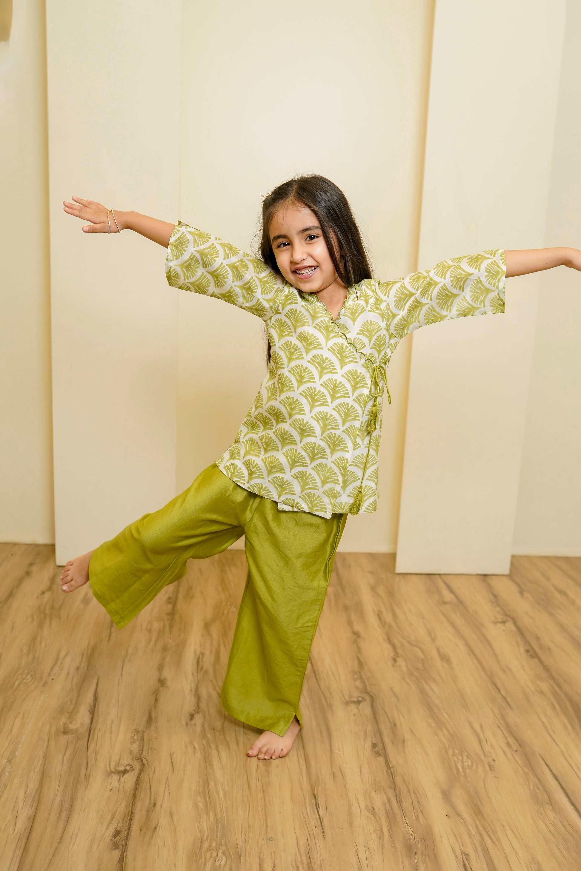 VIRASAT ANGRAKAH SET